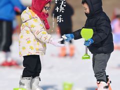 -浙东第一尖雪山欢乐谷