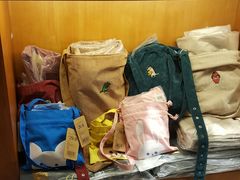 -西西弗书店&矢量咖啡(凯德晶萃广场店)