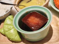 东坡肉-弄堂里(滨江龙湖天街店)