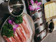 -围炉肉舍丹东海鲜烤肉·烤活鳗(步行街店)