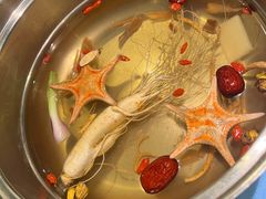 -千岛蚝高压锅生蚝·人参火锅(白云万达店)