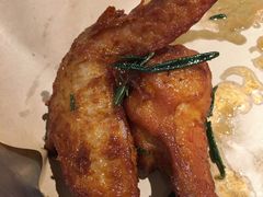 迷迭香烤鸡翅-CRAZYONES西班牙海鲜饭(上海美罗城店)
