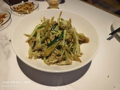 -坛宗剁椒鱼头(河西王府井店)