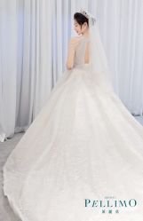 -派丽莫Pellimo原创设计婚纱品牌