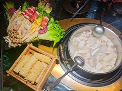 招牌竹笙椰子鸡-凤园椰珍·臻品椰子鸡(保利时光里店)