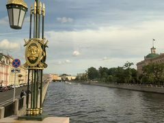 -滴血救世主教堂