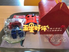 -麦当劳(石坝服务区店)