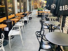 露天位-81BAKERY(大学路店)