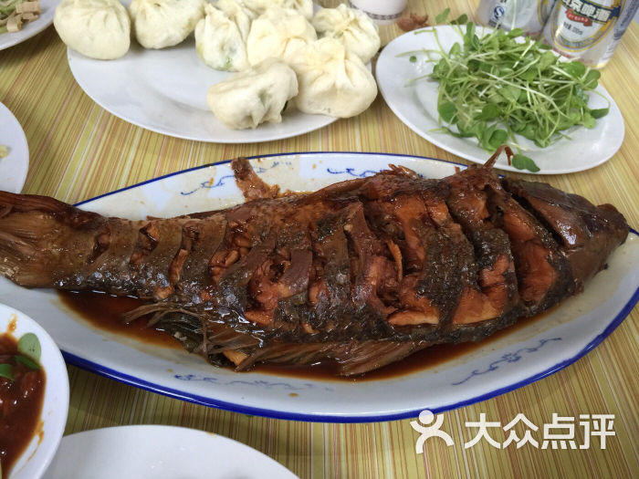 梨木台聚佰贤农家院(蓟县农家院中医堂)-大铁锅熬鱼图片-天津休闲娱乐