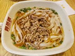 -双燕楼·手工馄饨·汤面小吃(世纪汇店)
