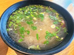-秦香阁·西北家常菜(徐汇日月光中心店)