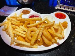-温莎KTV(珠江路店)