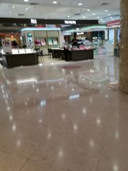 -周生生Chow Sang Sang(新世界店)