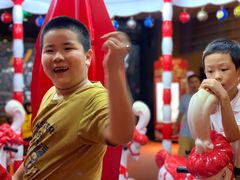 -东方明珠·可口可乐欢乐餐厅