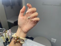 -小黑瓶美甲美睫