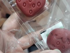 草莓绿豆糕-金鸡品客(上海路店)