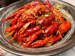 -肥肥虾庄·金牌油焖大虾(东湖欢乐谷店)