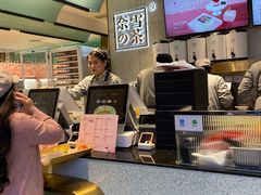 -奈雪的茶(亨特国际广场店)