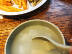 萝卜汤-呱呱叫民俗风味主题餐厅(沣峪口店)