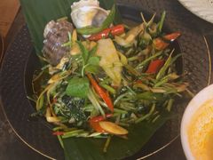 -宇安泰料(龙湖天街黑金店)