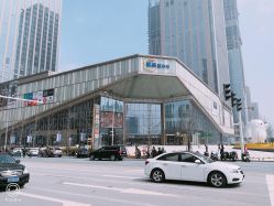 -Kraemer paris·苏豪路易士·嘉玛发廊