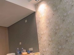 -鹿逸自助酒店(东大路地铁站店)