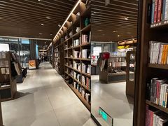 -茑屋书店(天目里店)
