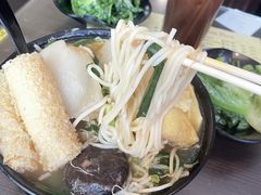 -星林居酸辣米线餐厅