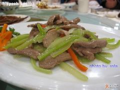 一鸭三吃之鸭肉炒西芹-宁波汉通海鲜大酒店(江湾店)