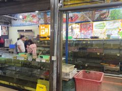-岛中岛·海鲜大排档·万宁老字号(东澳店)