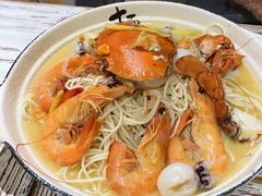 膏蟹拌面-十面欢腾·海鲜面·台式Bistro(长乐路店)