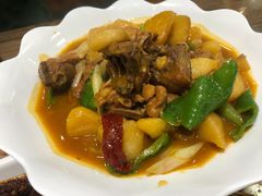 新疆大盘鸡-清真·玛丽亚新疆菜主题餐厅(浙江中路店)