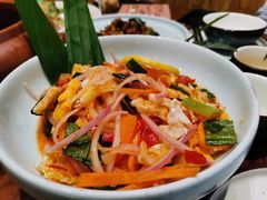 -老滇山寨•云南特色菜•地方菜•民族风情歌舞表演(金碧店)