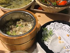 -避风塘(百联东郊店)