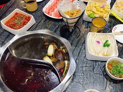 -重庆大队长火锅(凤城八路店)