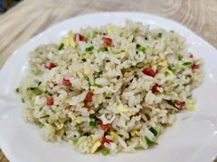 -江城燕子大排档(江汉路步行街店)