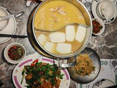 -禄婶鸡煲·打边炉