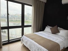 -Yolo私汤温泉设计师酒店(重庆南滨路店)