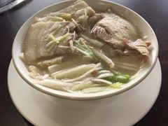 -金卯白肉罩火烧