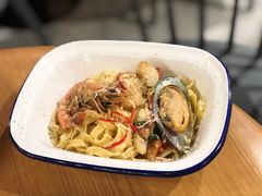 西班牙风情海鲜宽面-HELLO 27 意面·沙拉·帕尼尼