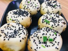 -小杨生煎(金山百联购物中心3楼店)