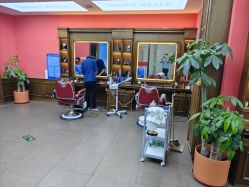 -贝勒爷专业男发