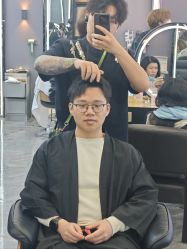 -藤野造型烫染·漂发