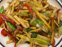 -自游人·美食一楼