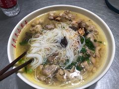 -文山荷鲜居(翠湖店)