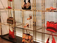 -Gucci(首创奥特莱斯店)