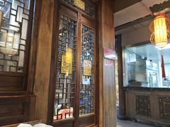 -小龙坎火锅(湖滨银泰in77店)