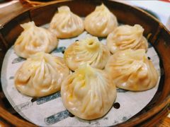 -馋三尺蟹粉小笼(人民广场店)