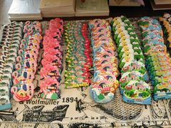 -新华书店(龙头路店)