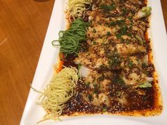 -有红鸡毛店·川菜(建设路店)